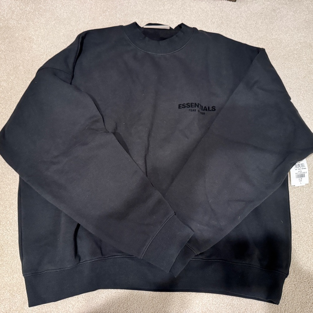 Fear of god essentials sweatshirt